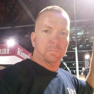 Meet your Posher, Lee